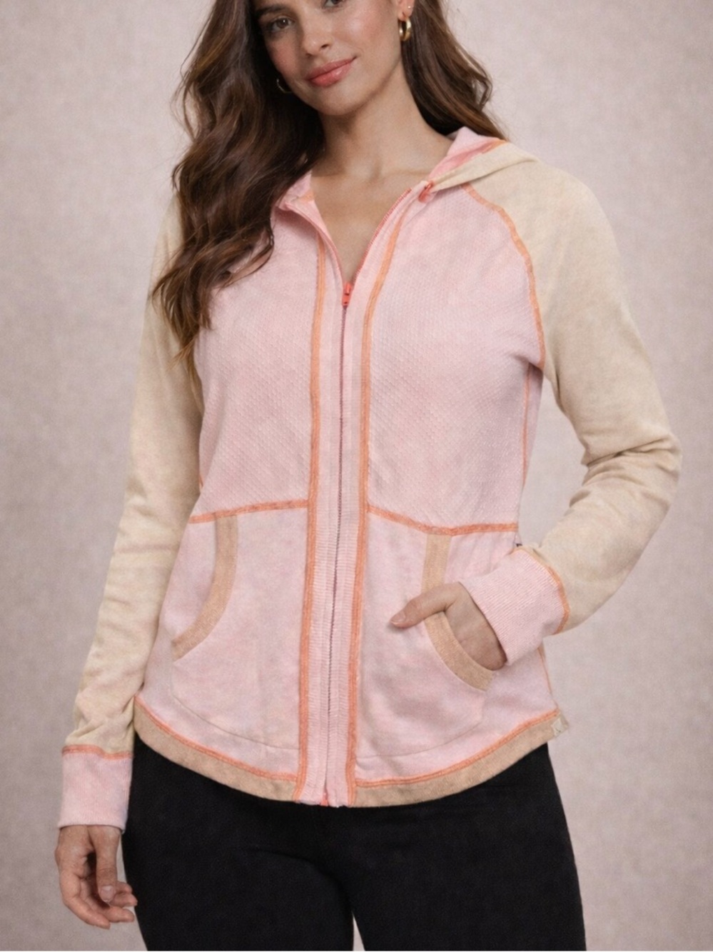 🖤Eddie Bauer Pink and Cream Hoodie with Orange Trim